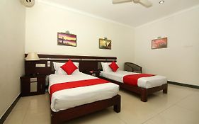 Hotel Kadambari Regency